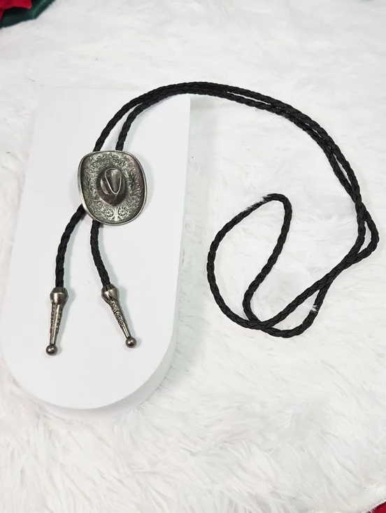 Silver Cowboy Hat Bolo Tie Cowboy Life Western Necklace Country Rugged Rodeo - Picture 4 of 5